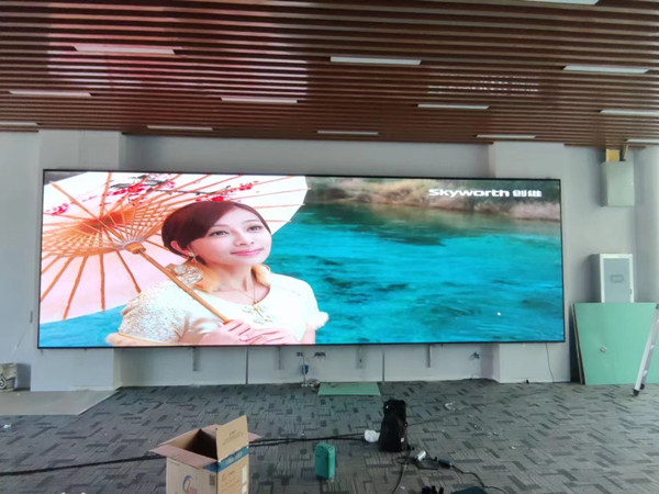 仁化P1.53led小间距屏安装案例